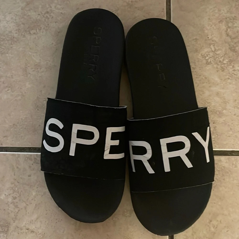 Sperry flipflop
